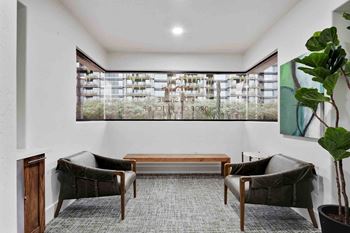 Ride share lounge